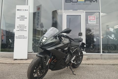 Suzuki GSX 8 R