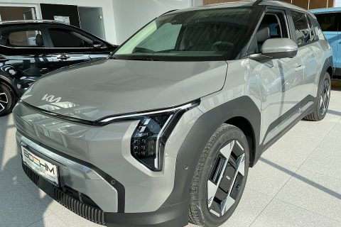 KIA EV3 FWD 81,4kWh Earth plus mit Style Paket