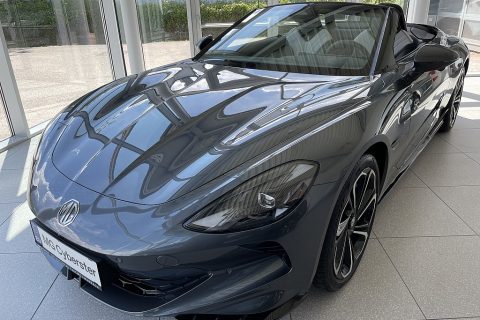 MG Cyberster 77kWh GT
