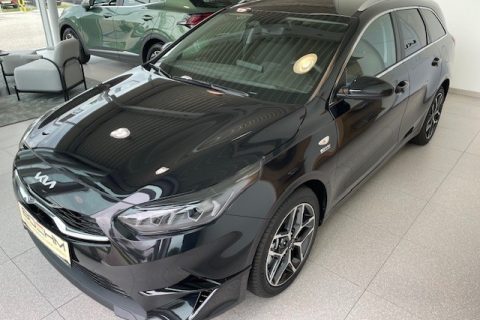 KIA ceed SW 1,5 TGDI Silber 48V DCT plus Pak 2
