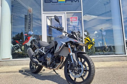 Suzuki V-Strom 800  