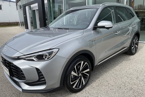 MG ZS  HEV  Luxury